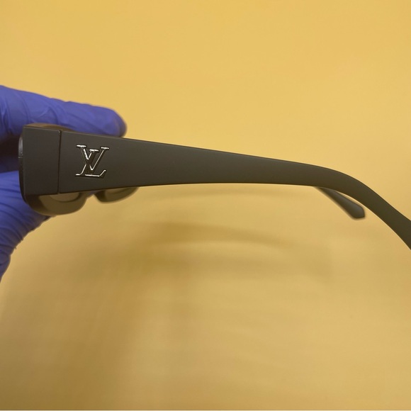 Louis Vuitton Black Sunglasses - Picture 1 of 5
